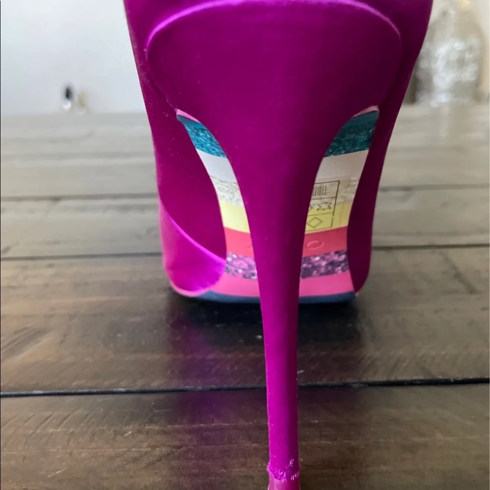 Pump Heels - image 4